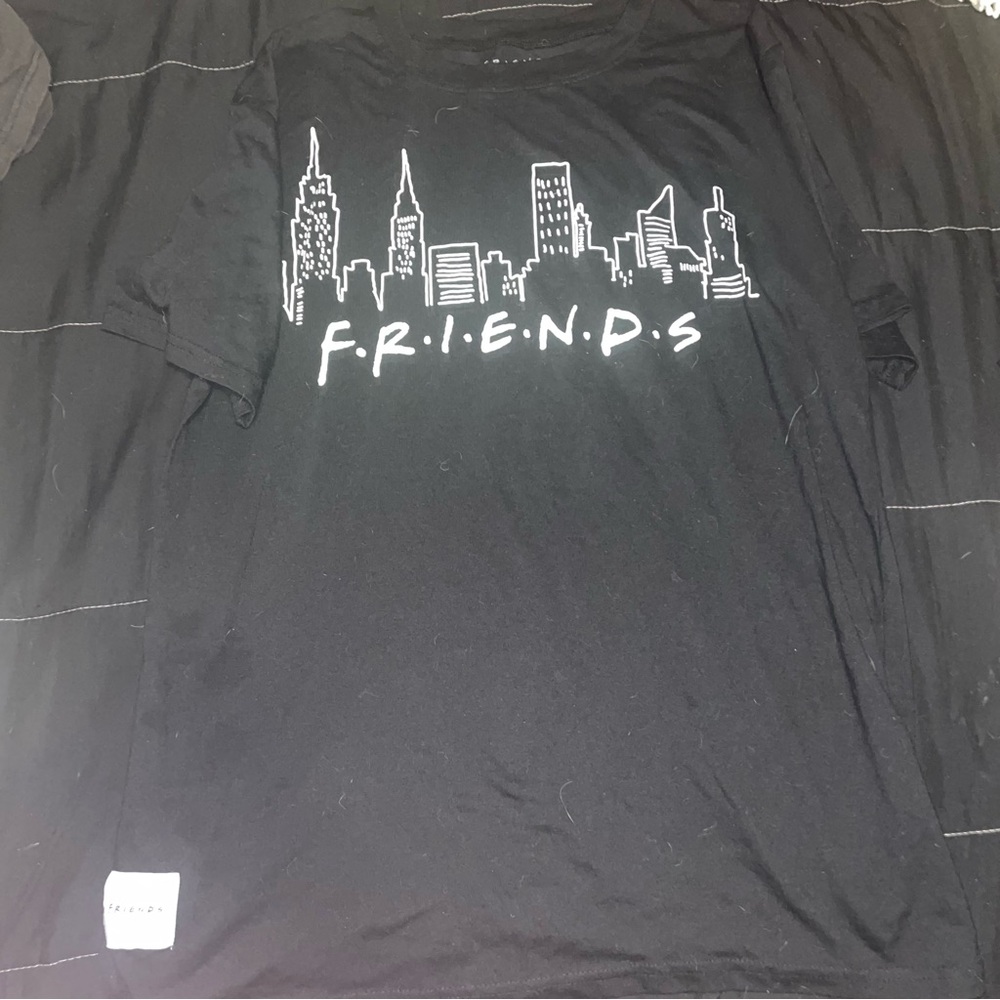 Friends skyline Black Graphic T-Shirt size xl